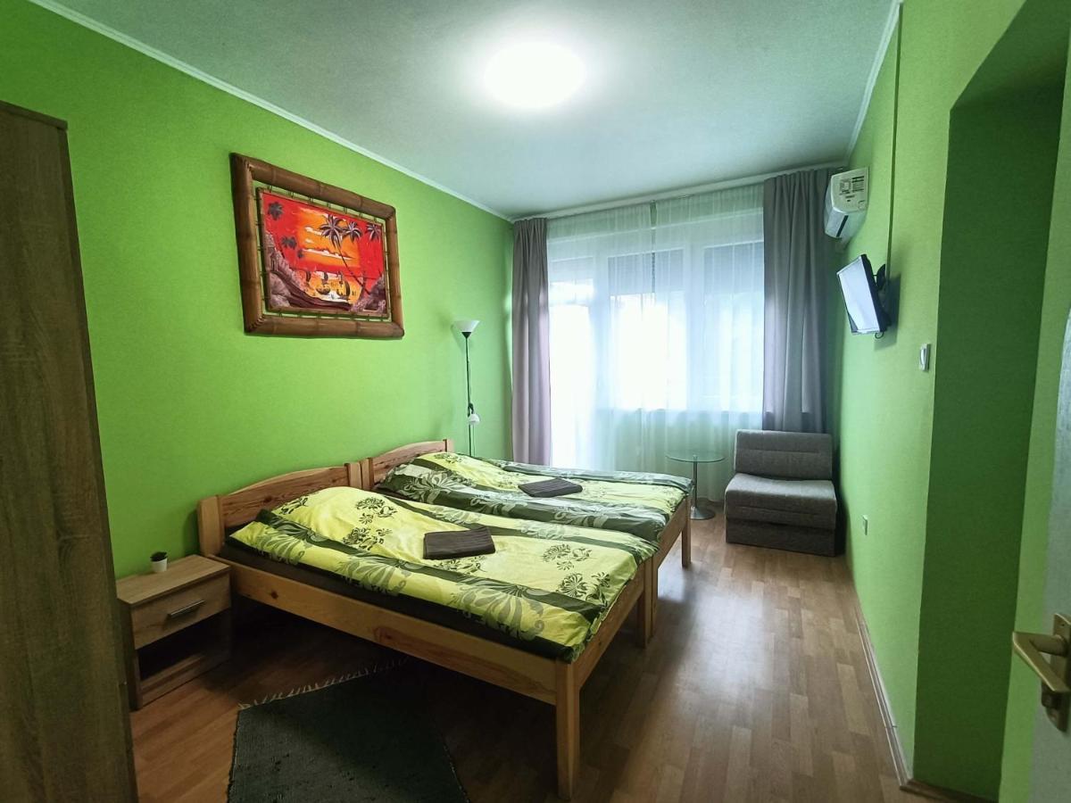 Отель Toelgyfa Vendeghaz Балатонсепезд Экстерьер фото